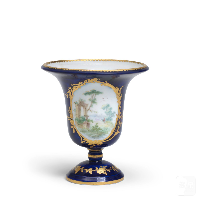 A small Vincennes/Sèvres blue-ground vase (vase perseval), dated 1756 - 图6